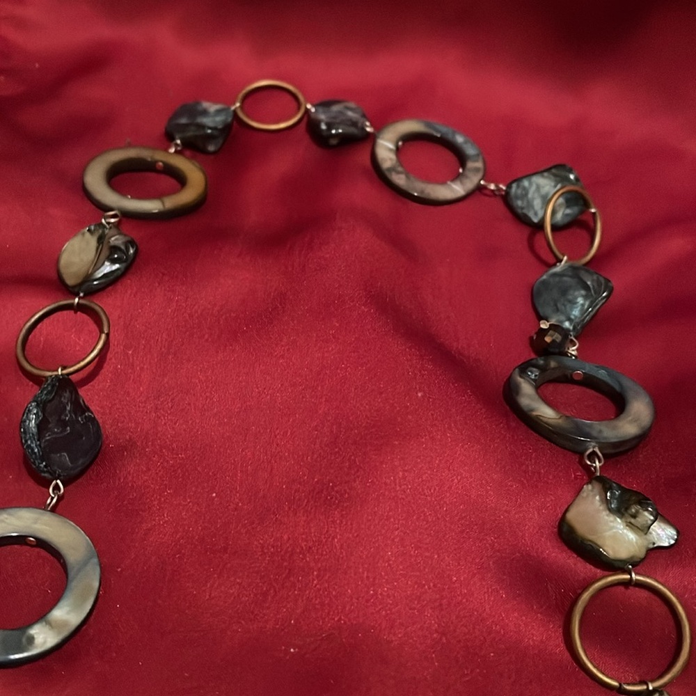 Fashion Jewelry Black and Gold Circle Necklace - Picture 5 of 5